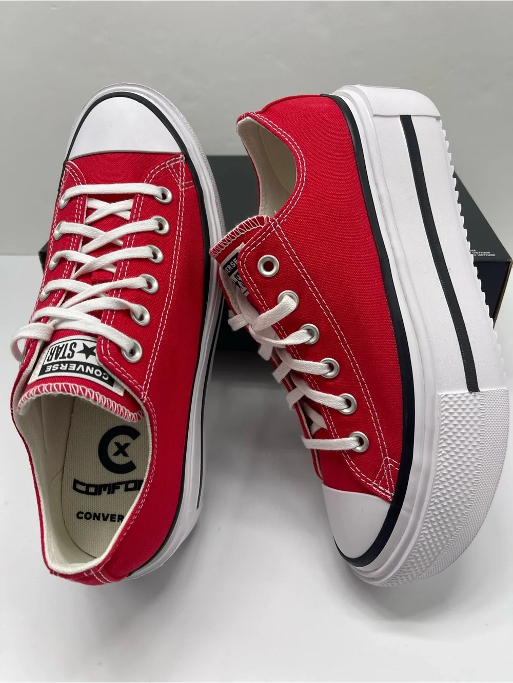 Converse WMNS CTAS LIFT DOUBLE STACK OX
RED/BLACK/WHITE Platform Sneakers - Picture 13 of 16